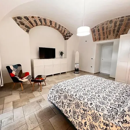 A Casa Di Ty Apartment Caserta